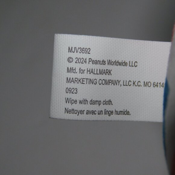 Hallmark Peanuts Gang 6" plush stuffed Heart to Heart Multicolour Hearts Snoopy - Picture 6 of 7